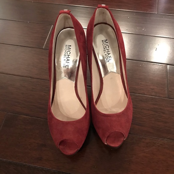 Michael Kors burgundy heels - Picture 1 of 4